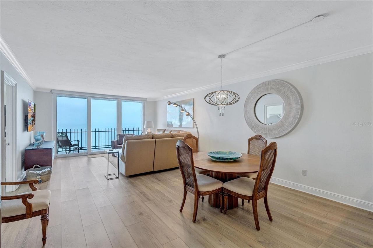 1212 Benjamin Franklin Drive, Unit 1001, Sarasota, FL 34236 Photo