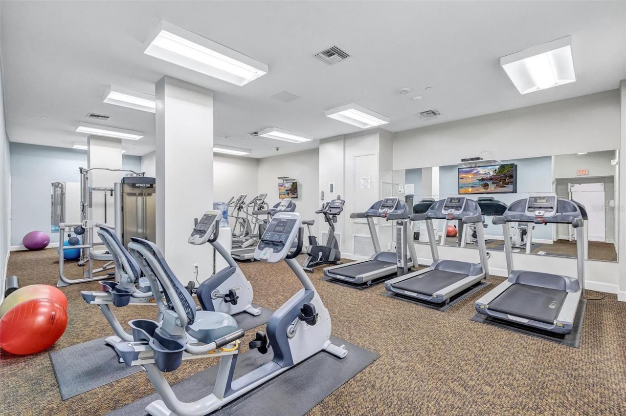 1212 Benjamin Franklin Drive, Unit 1001, Sarasota, FL 34236 Photo