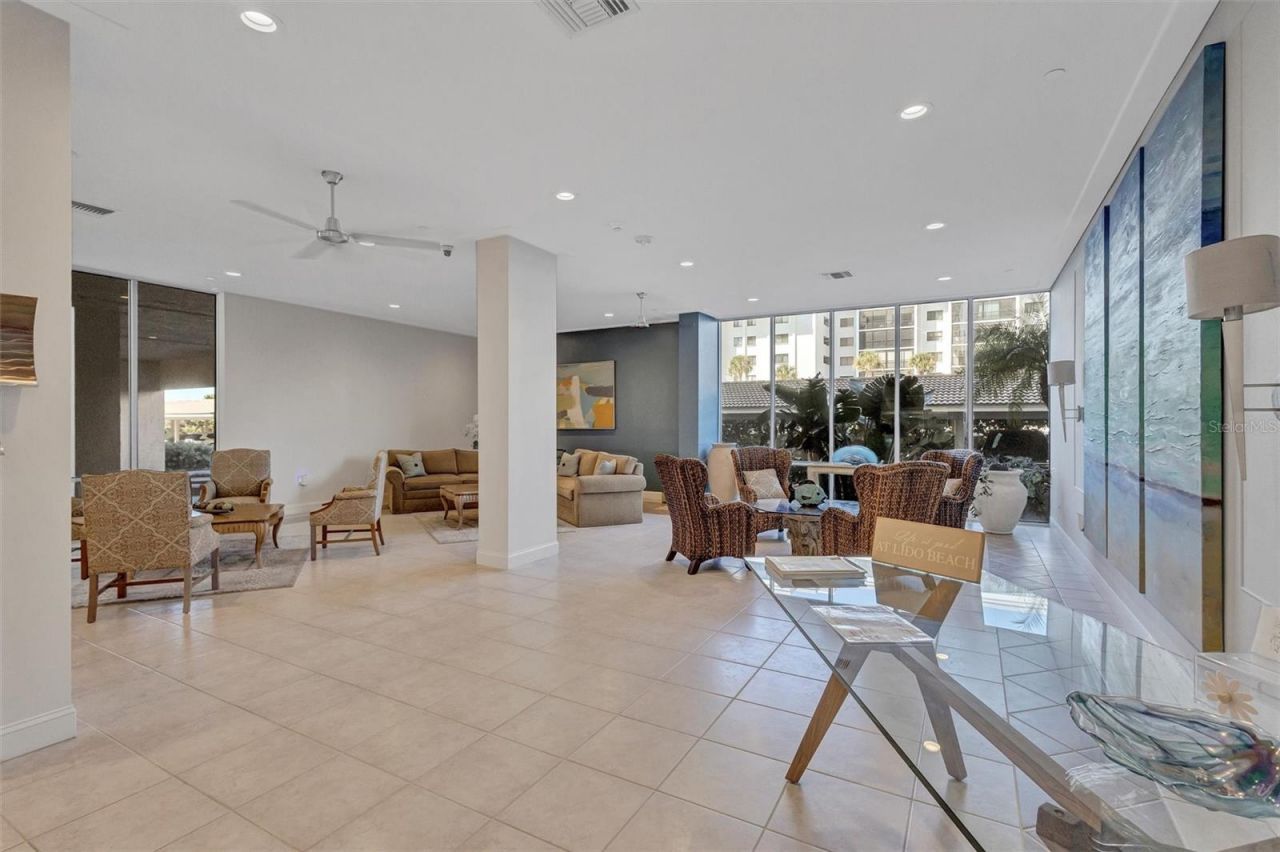 1212 Benjamin Franklin Drive, Unit 1001, Sarasota, FL 34236 Photo