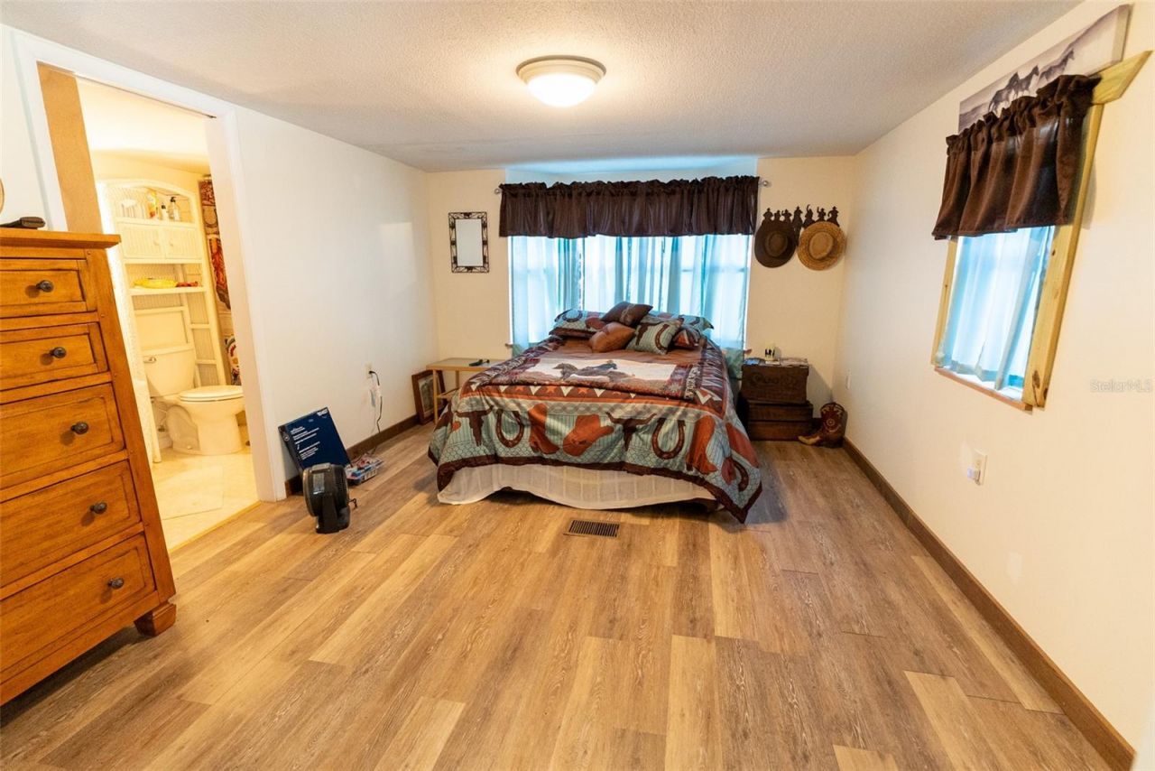 25020 NE 132nd Street, Salt Springs, FL 32134 Photo