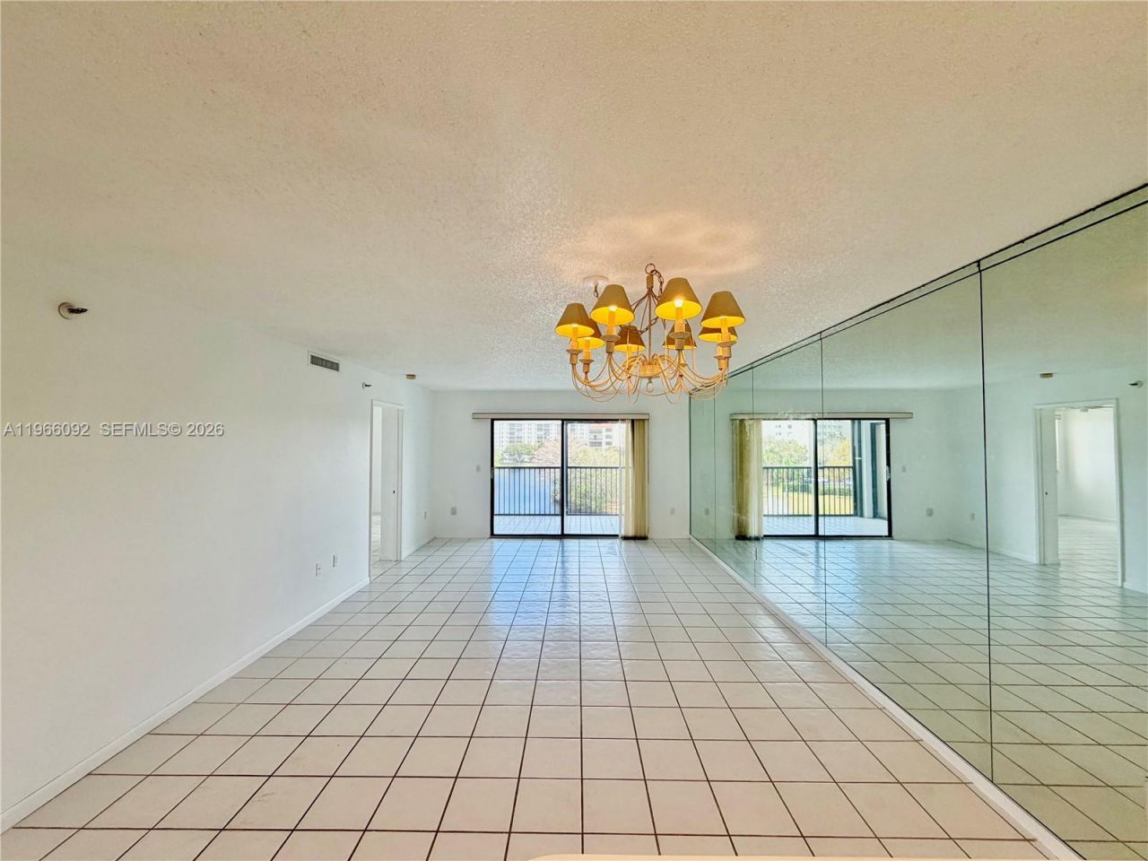 2334 S Cypress Bend Dr , Unit 505, Pompano Beach, FL 33069 Photo