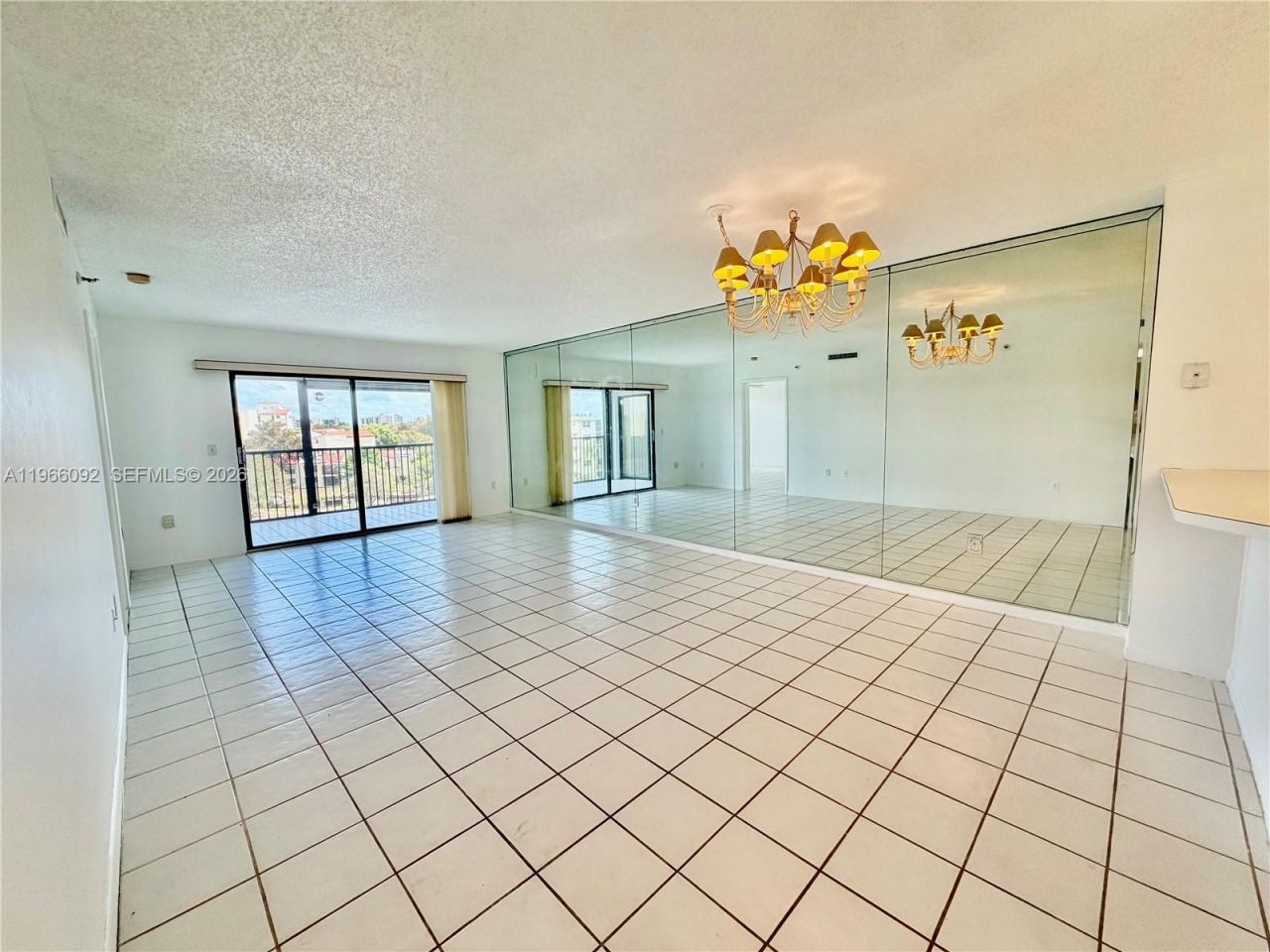 2334 S Cypress Bend Dr , Unit 505, Pompano Beach, FL 33069 Photo