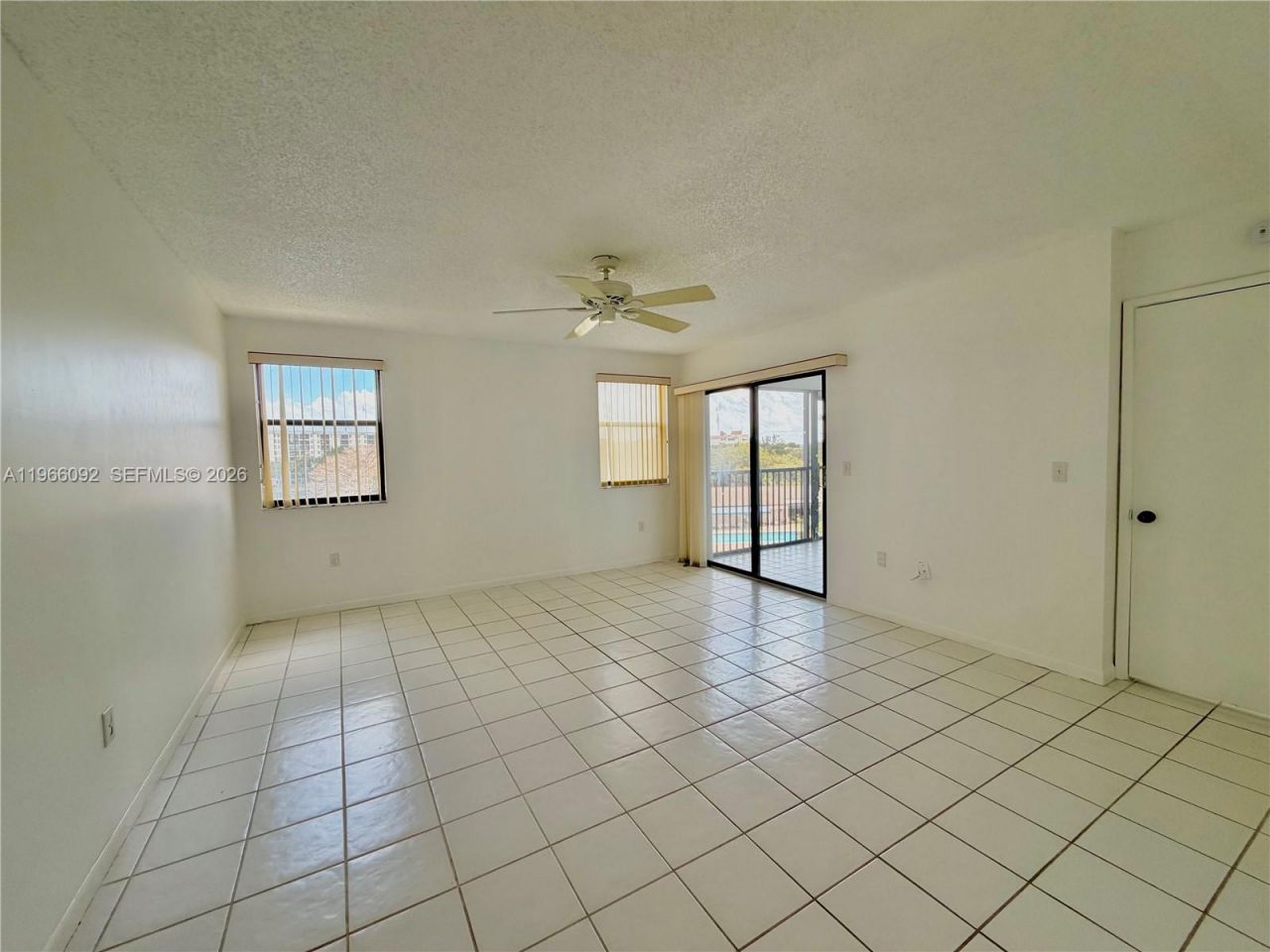 2334 S Cypress Bend Dr , Unit 505, Pompano Beach, FL 33069 Photo