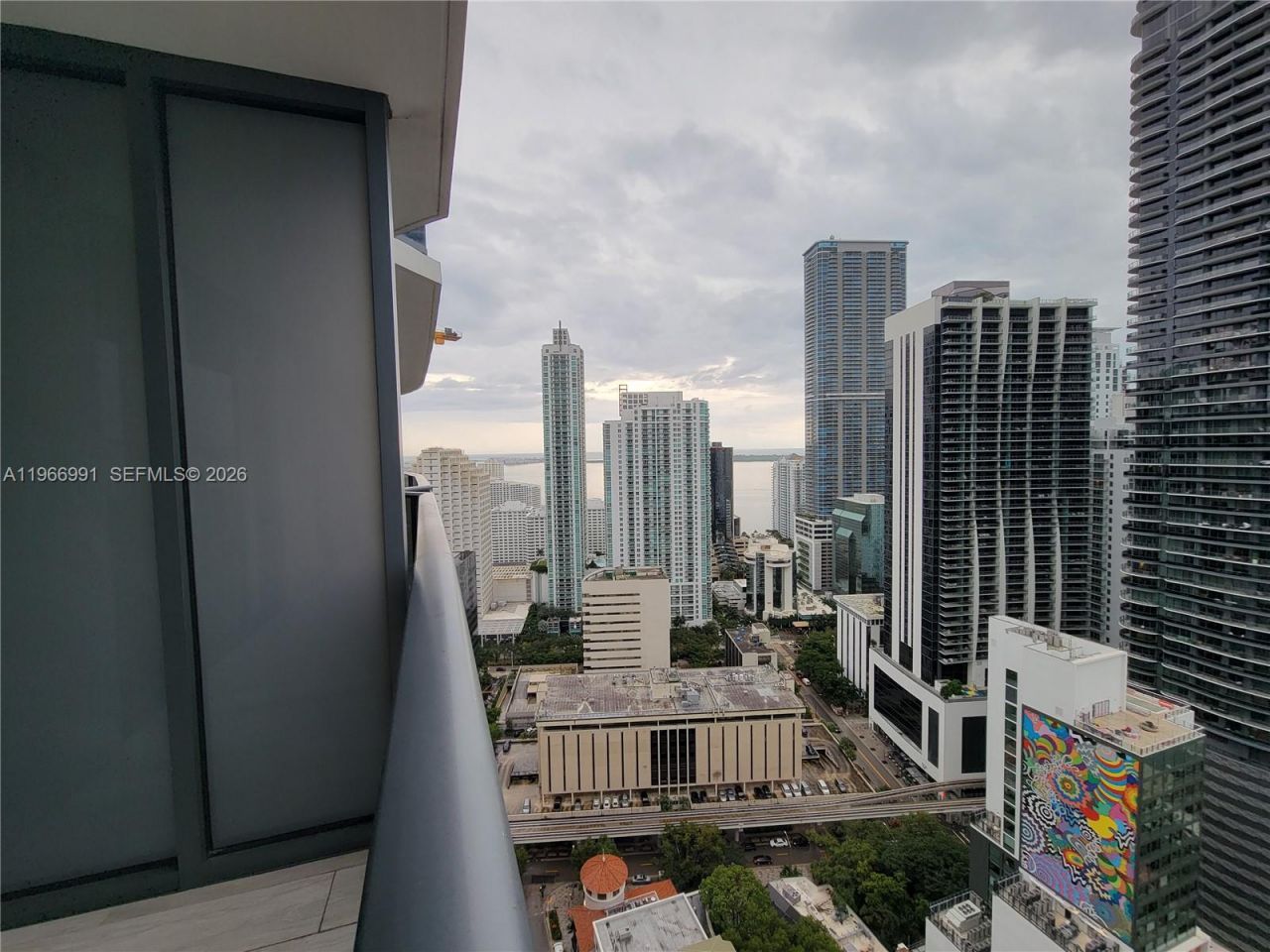 45 SW 9th St, Unit 3404, Miami, FL 33130 Photo