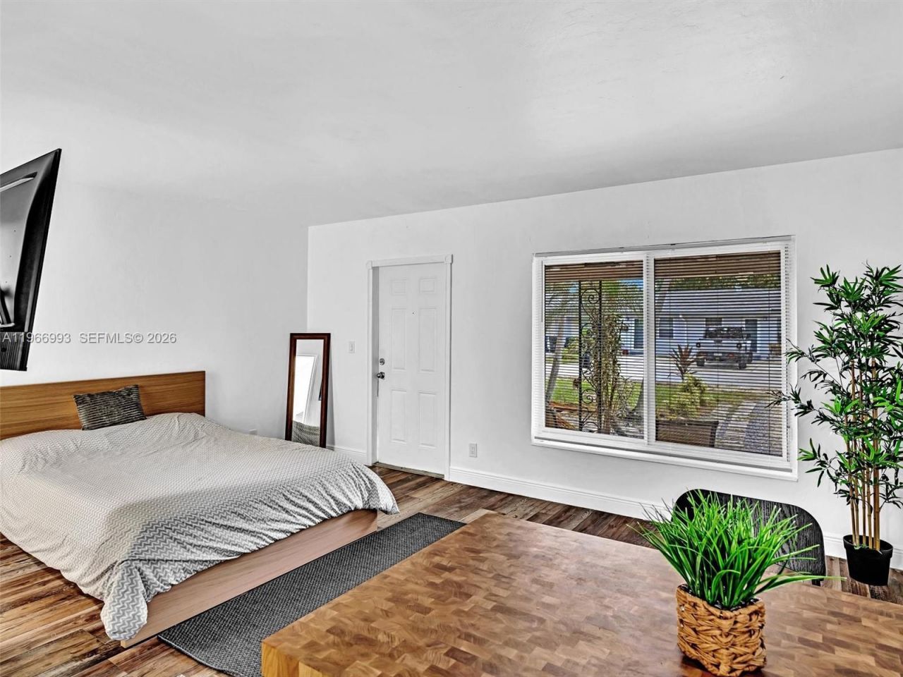 1313 NE 11th Street, Fort Lauderdale, FL 33304 Photo