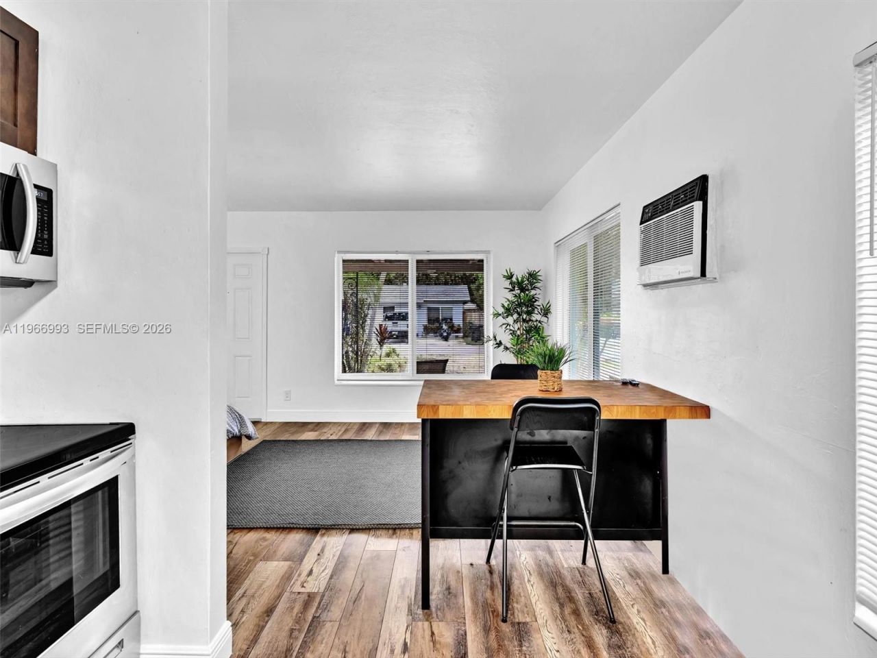 1313 NE 11th Street, Fort Lauderdale, FL 33304 Photo