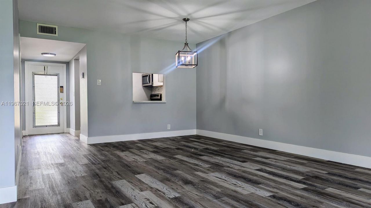 7600 NW 5th Pl, Unit 108, Margate, FL 33063 Photo