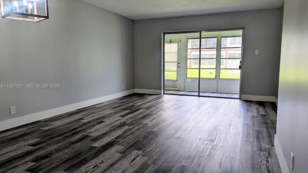 7600 NW 5th Pl, Unit 108, Margate, FL 33063 Photo