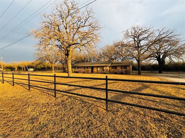 2568 County Road 310, Cleburne, TX 76031