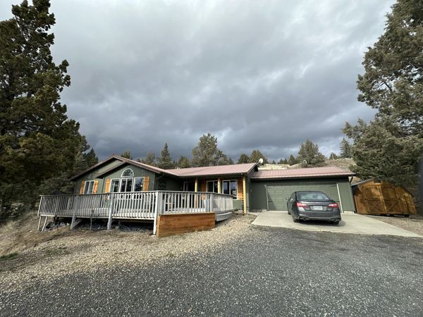 120 Valley View Drive, John Day, OR 97845