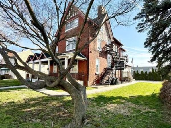 125 E 4TH AVENUE, Unit 2, CONSHOHOCKEN, PA 19428