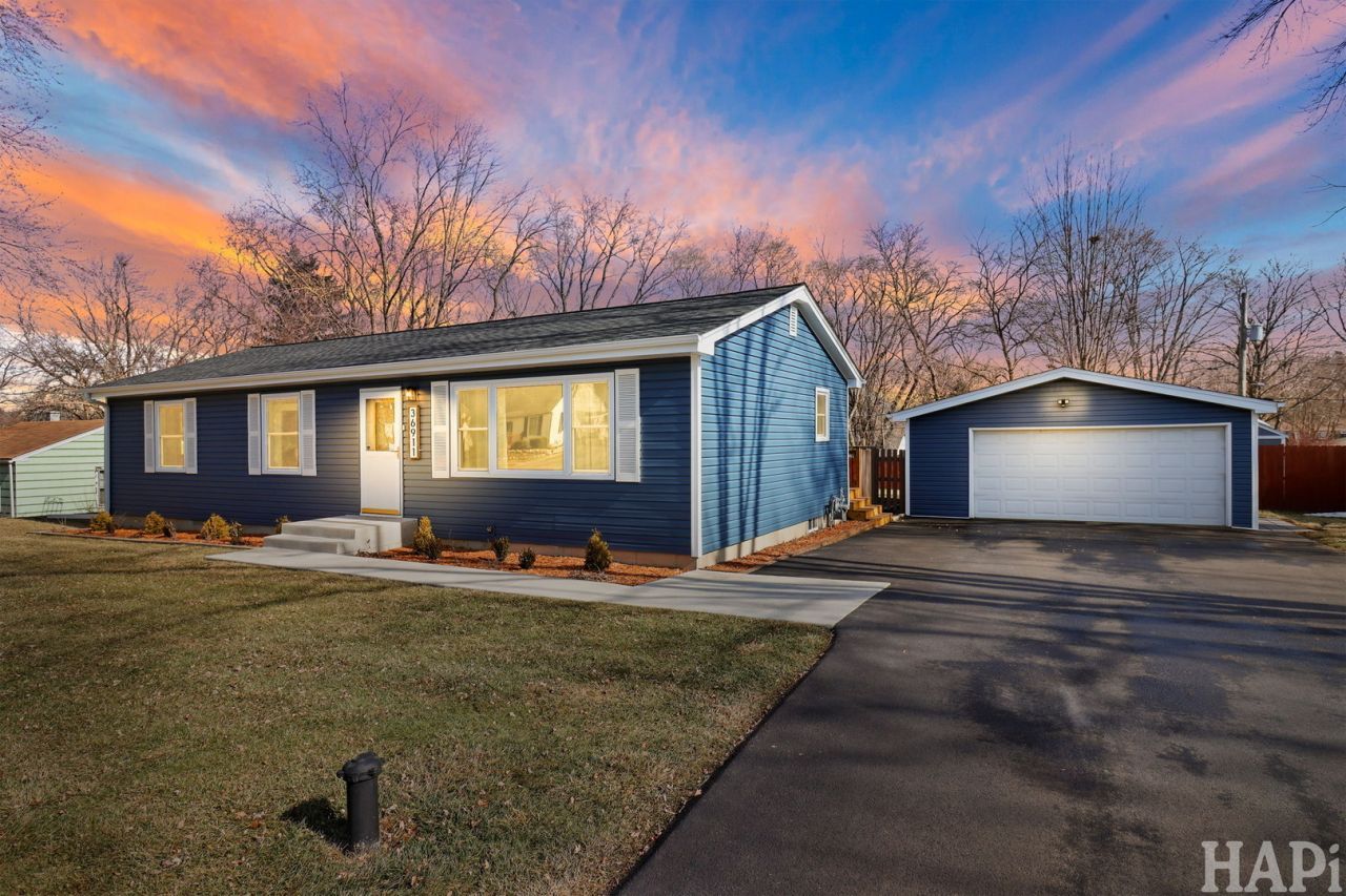 36911 N Helen Drive, Lake Villa, IL 60046 Main Photo