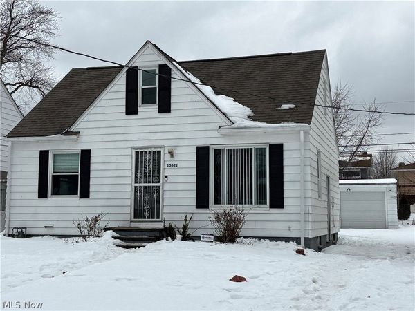 15521 Corkhill Road, Maple Heights, OH 44137