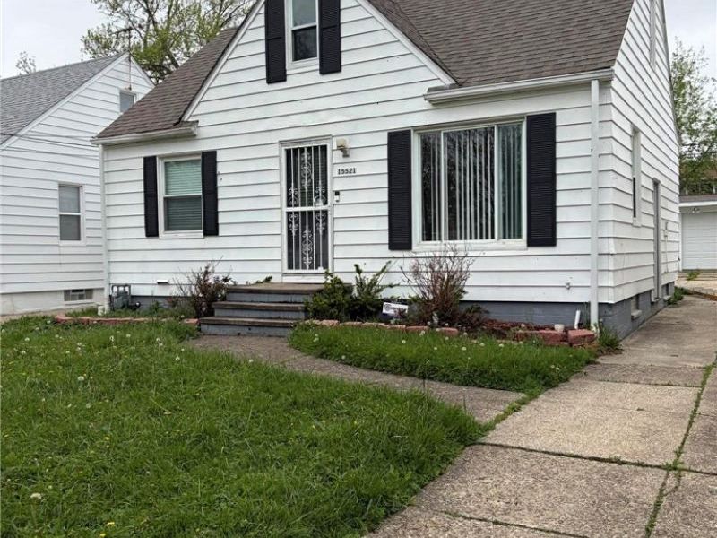 15521 Corkhill Road, Maple Heights, OH 44137 Photo 3