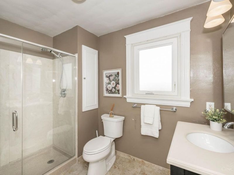 2837 Linwood Avenue, Cincinnati, OH 45208 Photo 13