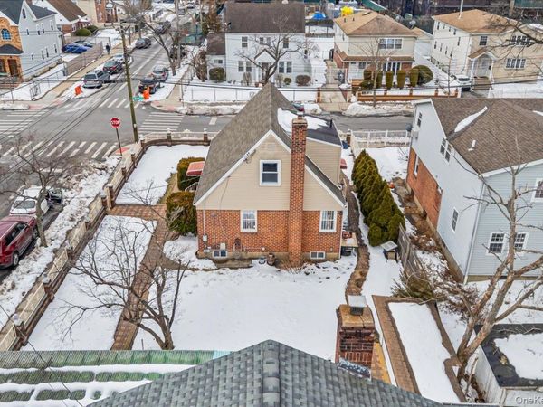 14146 253rd Street, Rosedale, NY 11422