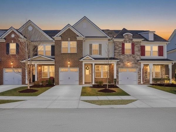 1040 Livingstone Ln, Mount Juliet, TN 37122