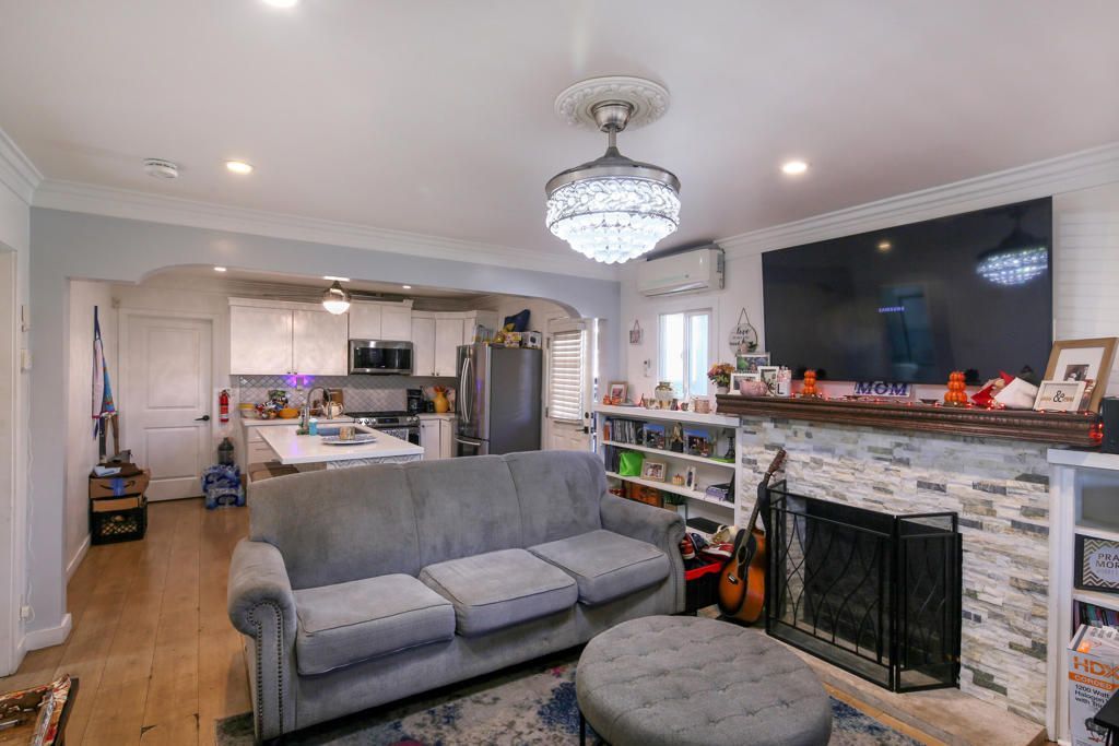 5907 S Van Ness Avenue, Los Angeles, CA 90047 Main Photo