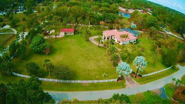 650 E Rambling Drive, Wellington, FL 33414 Photo