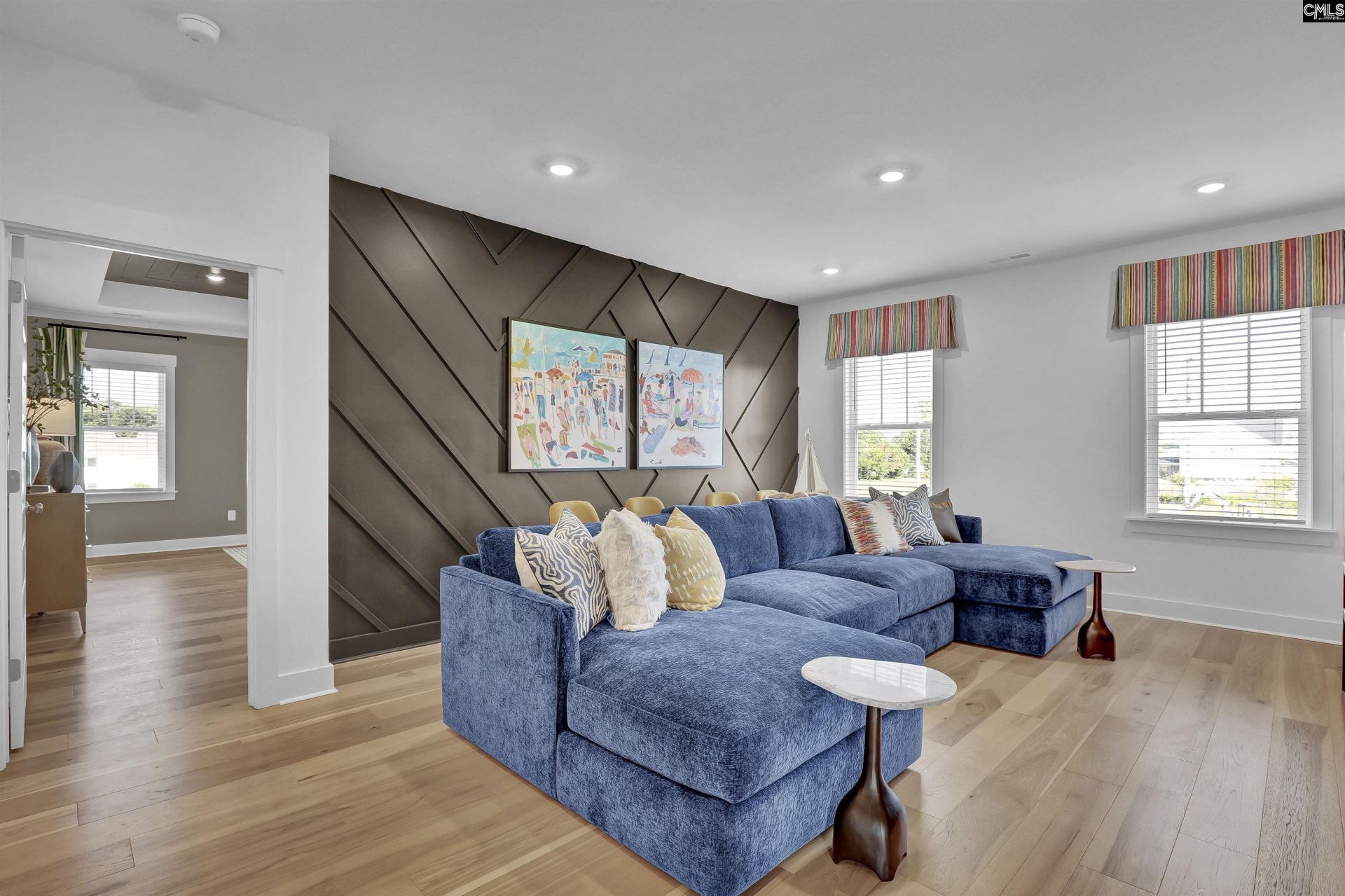 523 Dutton Way Photo 25