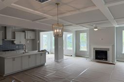 517 Dutton Way photo 4