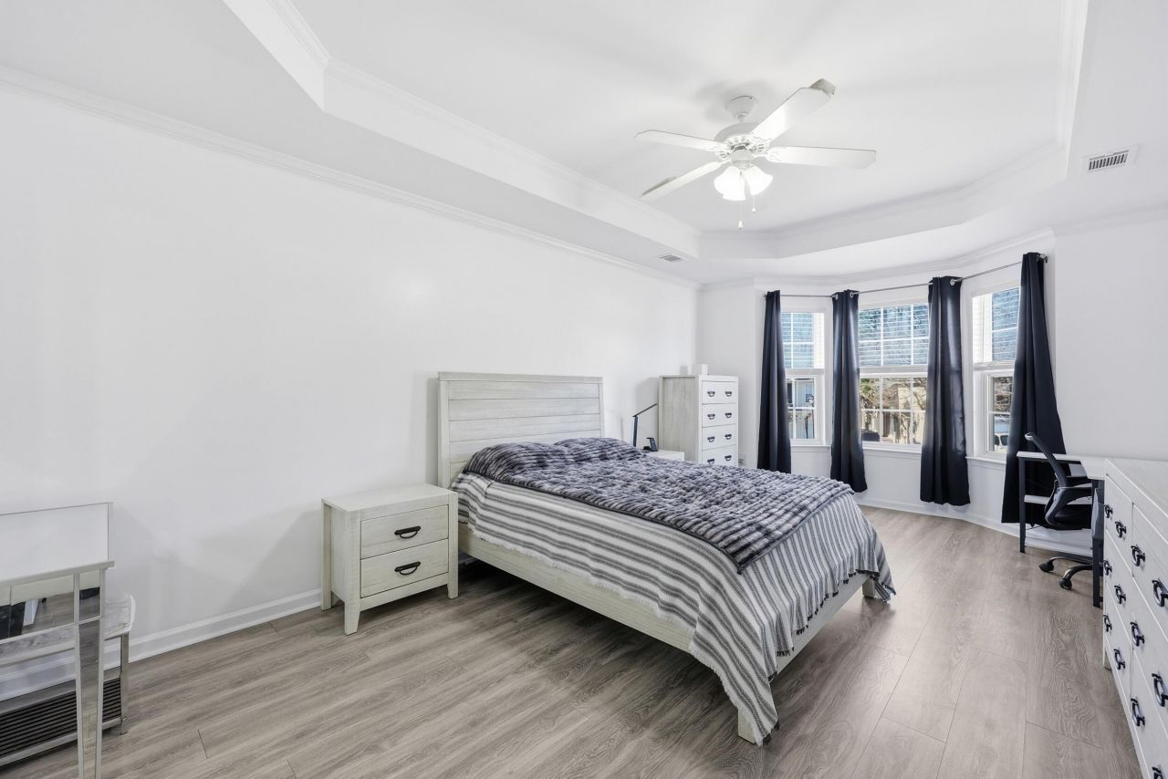 405 Stefan Drive Photo 17