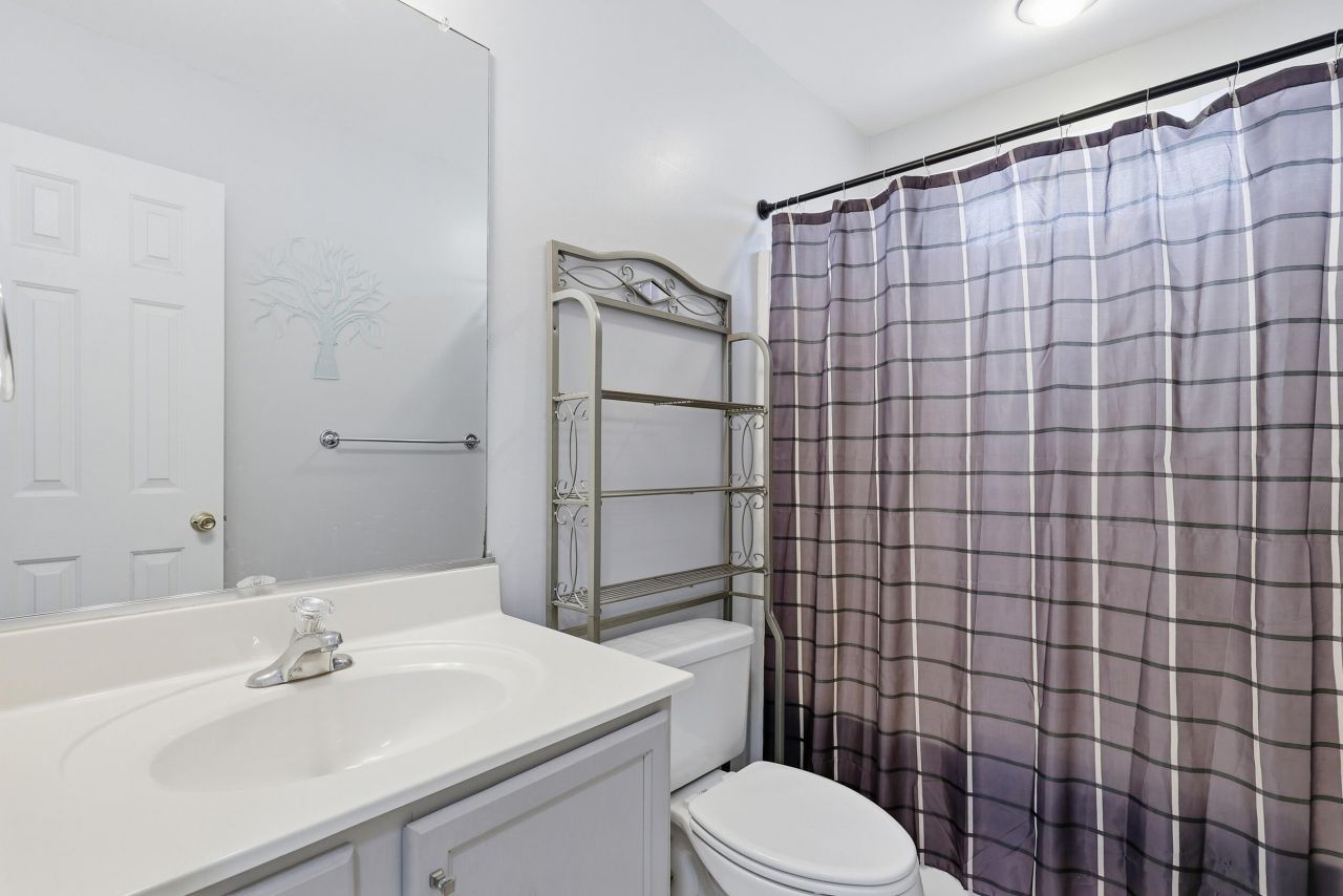 405 Stefan Drive Photo 25