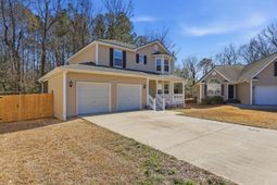 405 Stefan Drive photo 4