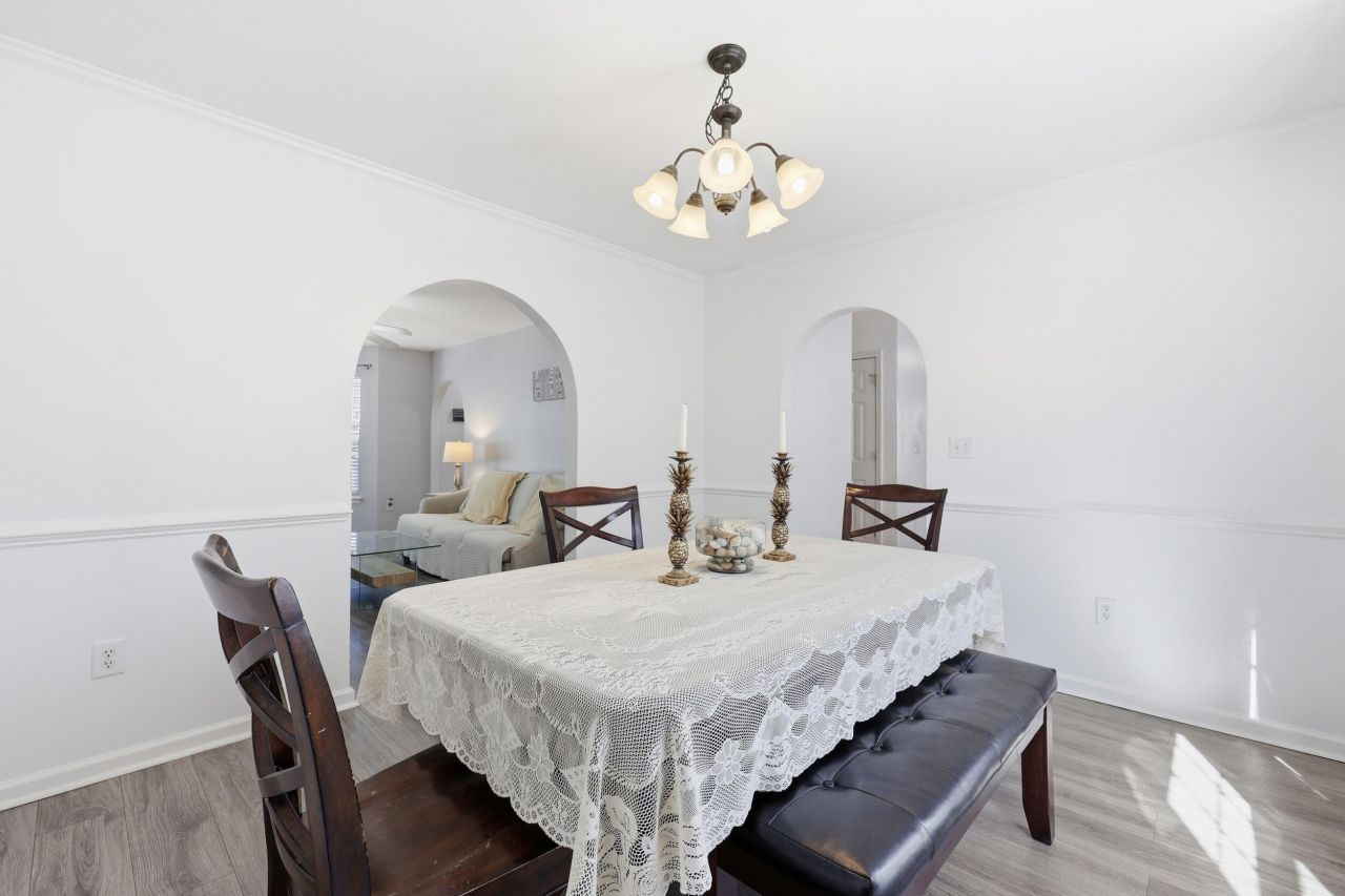 405 Stefan Drive Photo 7