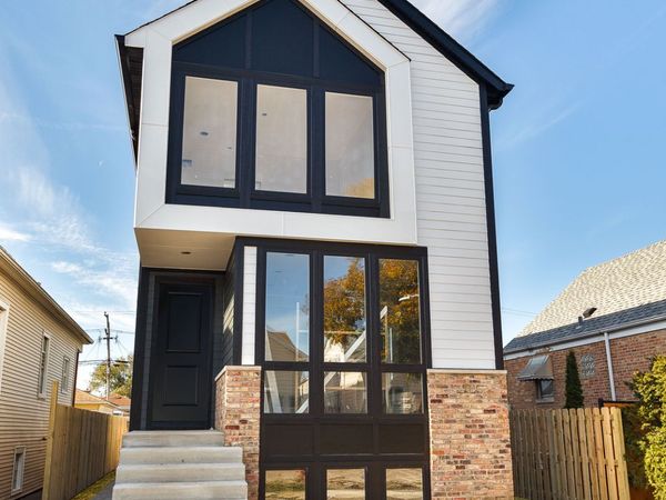 3930 N Nordica Avenue, Chicago, IL 60634