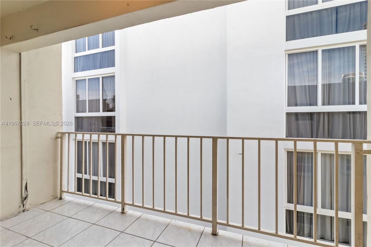 1245 West Ave, Unit 502, Miami Beach, FL 33139 Photo