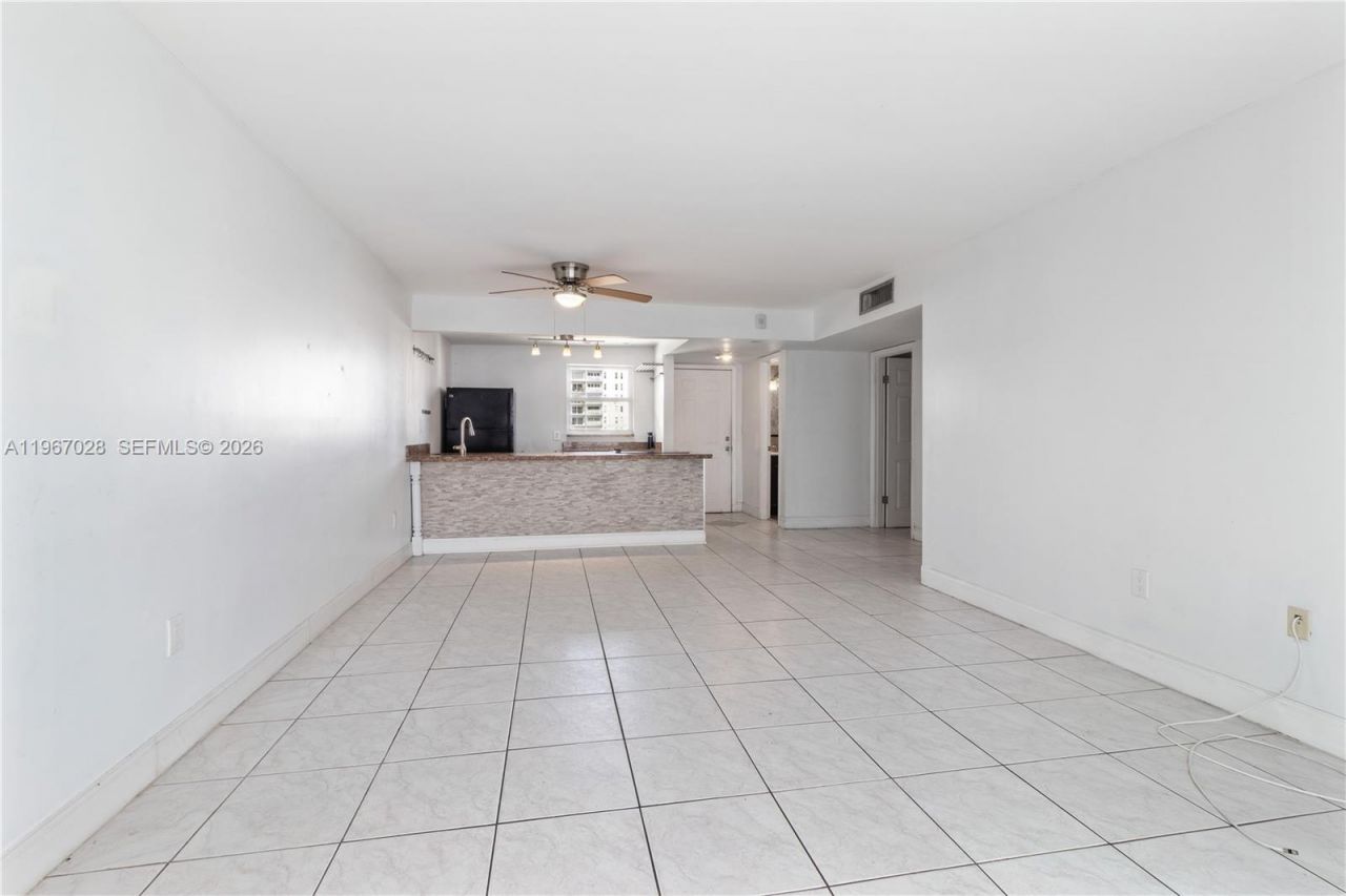 1245 West Ave, Unit 502, Miami Beach, FL 33139 Photo