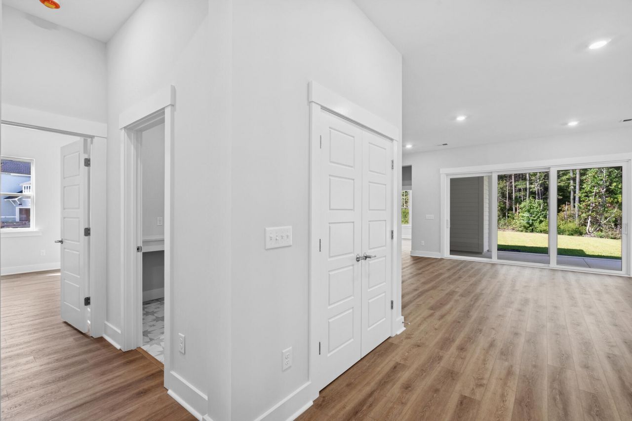 509 Spiral Ramp Court Photo 11