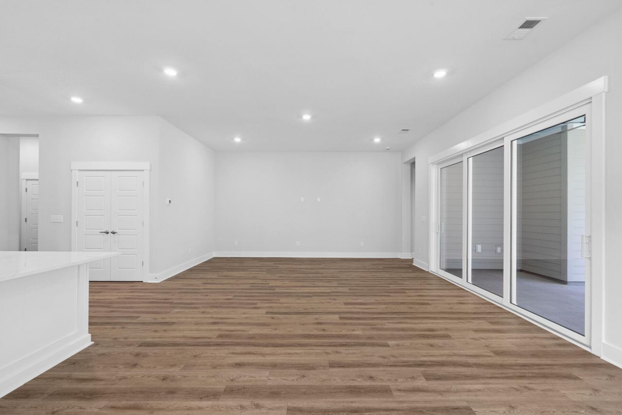 509 Spiral Ramp Court Photo 8