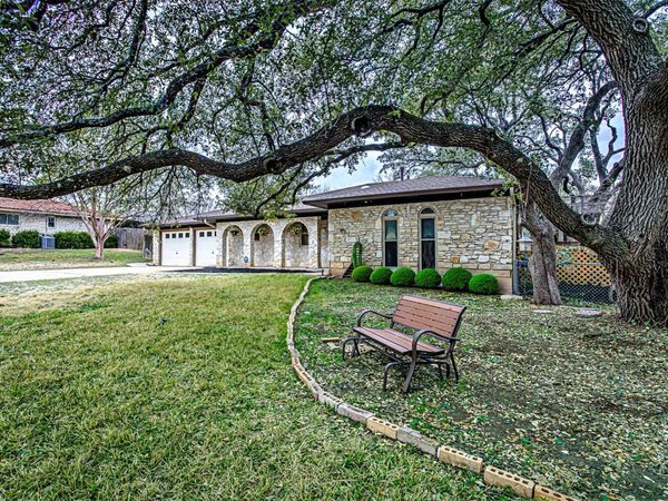 1303 Oak Shadows CIR, Austin, TX 78758