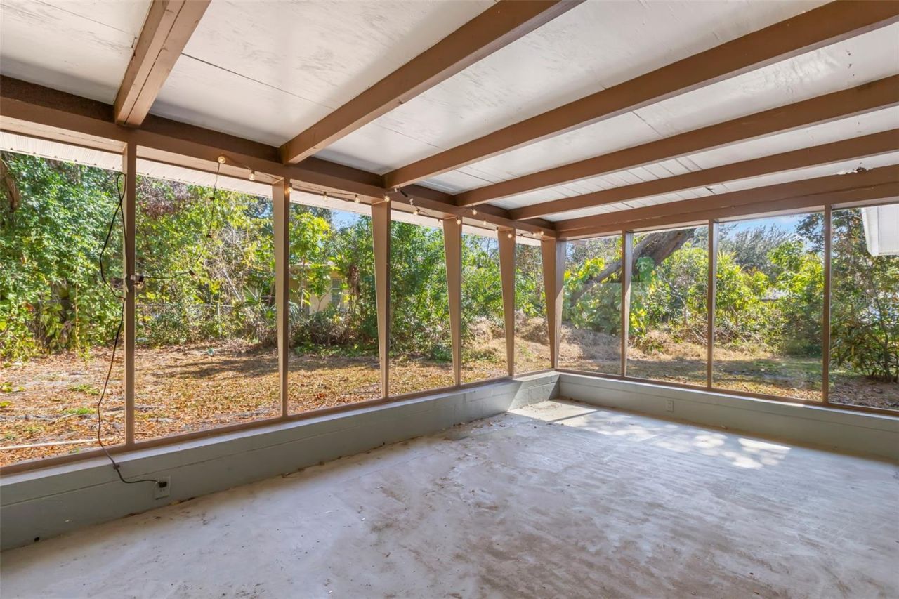 5590 Highland Street S, Saint Petersburg, FL 33705 Photo