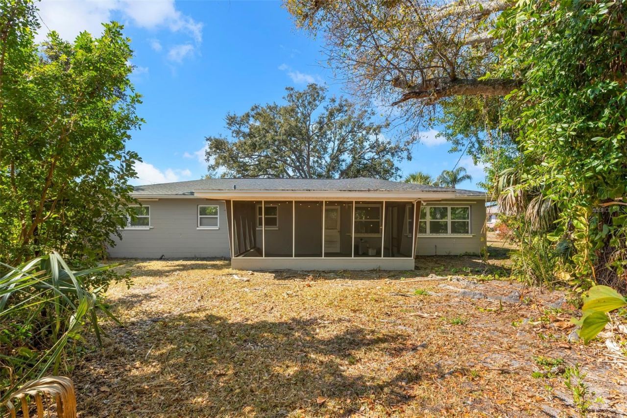 5590 Highland Street S, Saint Petersburg, FL 33705 Photo