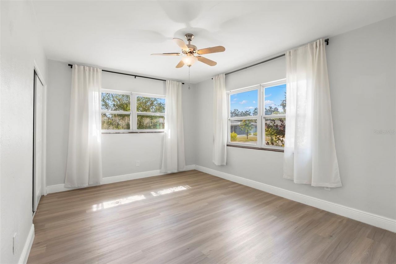 5590 Highland Street S, Saint Petersburg, FL 33705 Photo