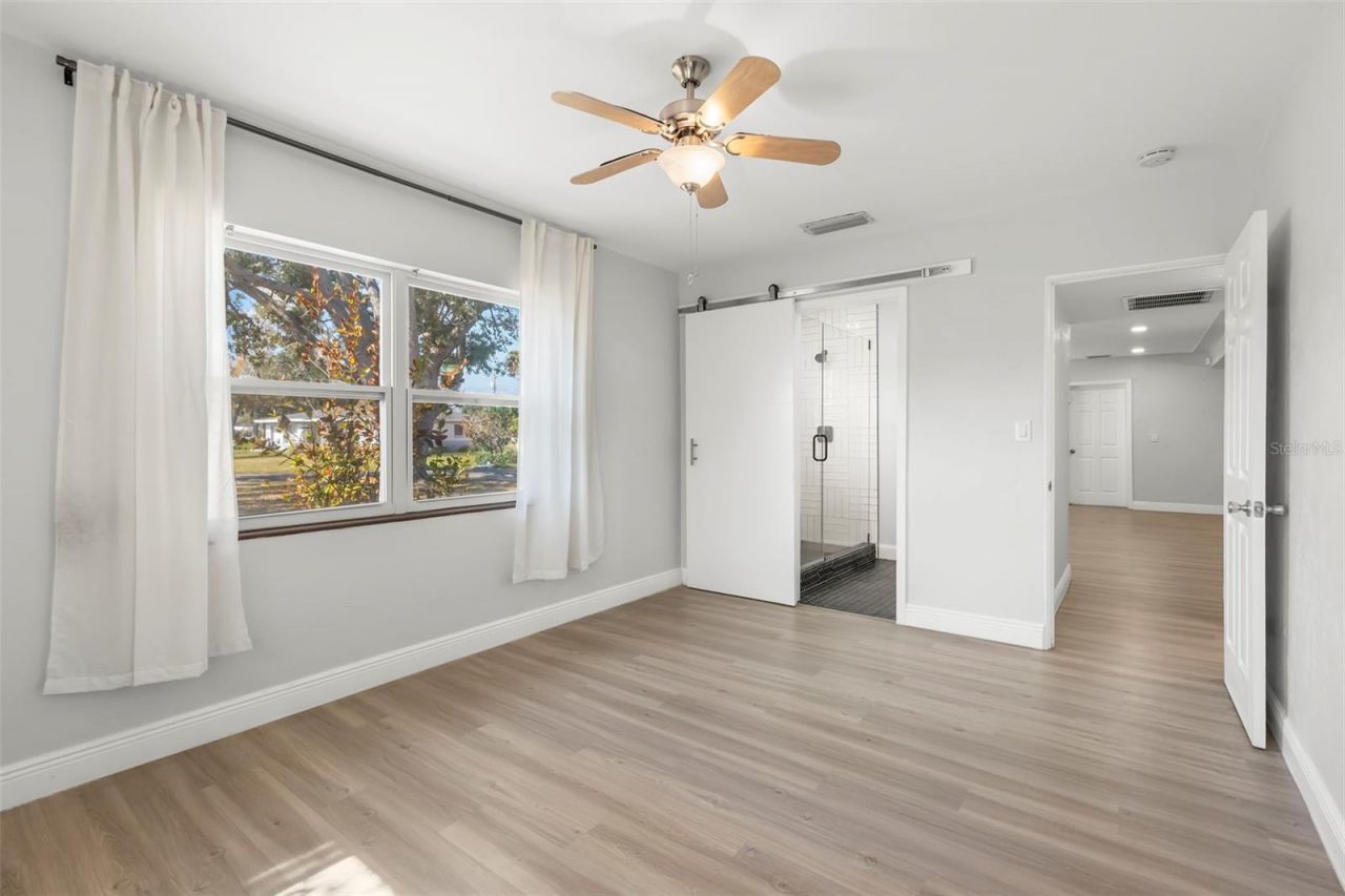 5590 Highland Street S, Saint Petersburg, FL 33705 Photo