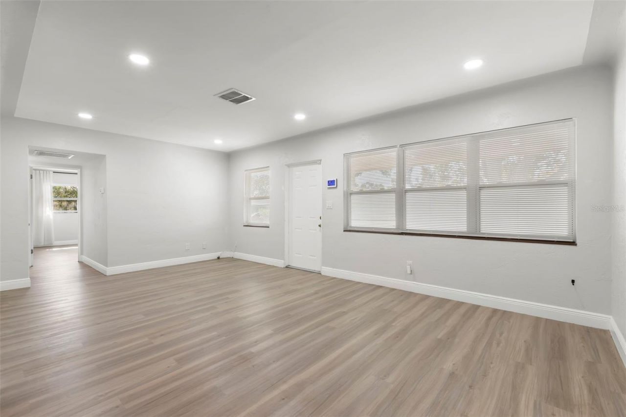 5590 Highland Street S, Saint Petersburg, FL 33705 Photo