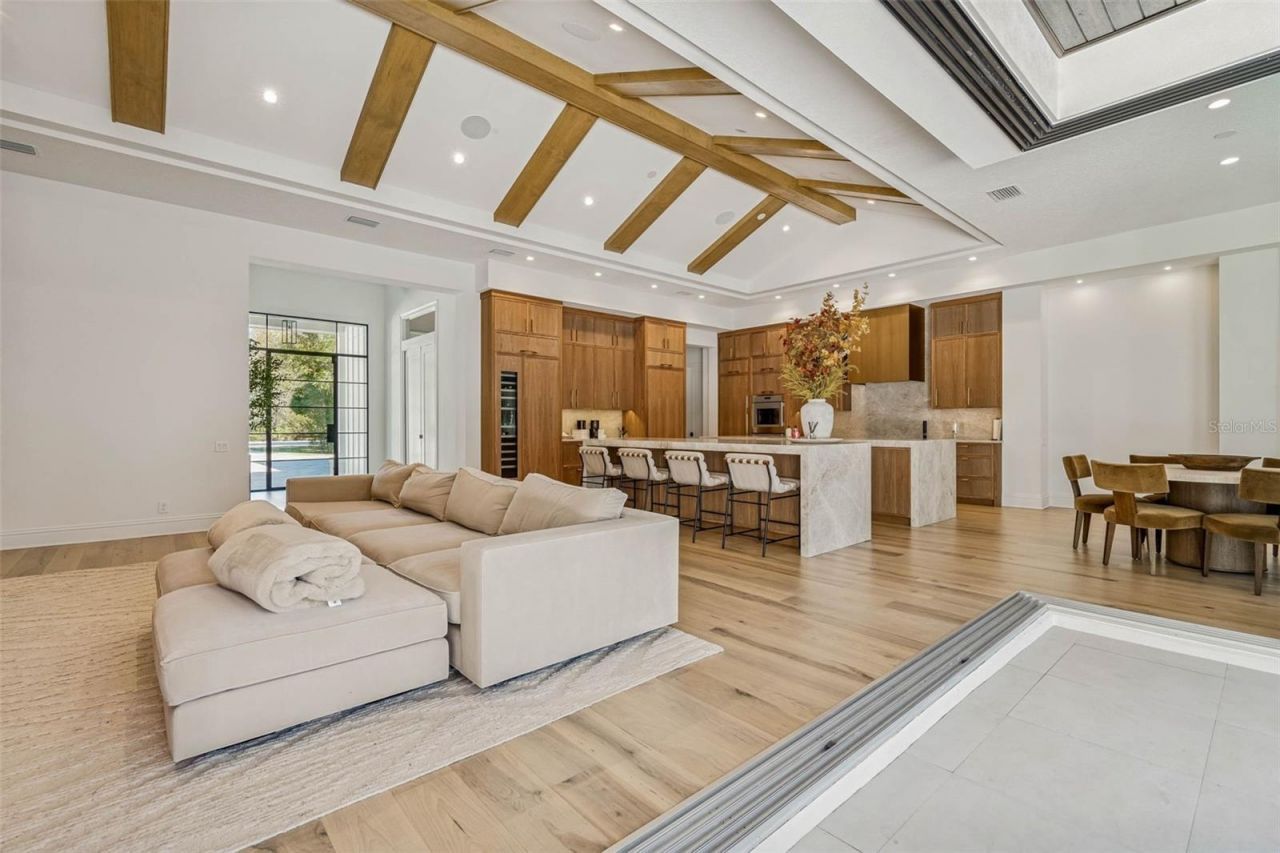 17720 Royal Eagle Lane, Lutz, FL 33549 Photo