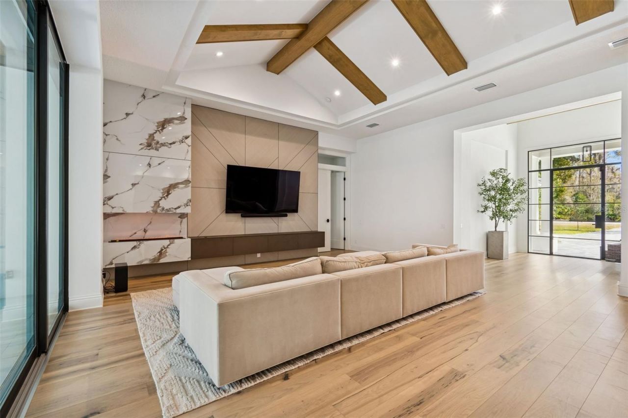 17720 Royal Eagle Lane, Lutz, FL 33549 Photo