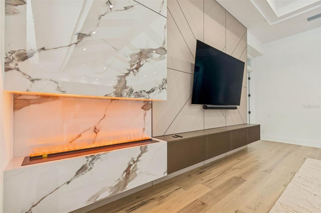 17720 Royal Eagle Lane, Lutz, FL 33549 Photo