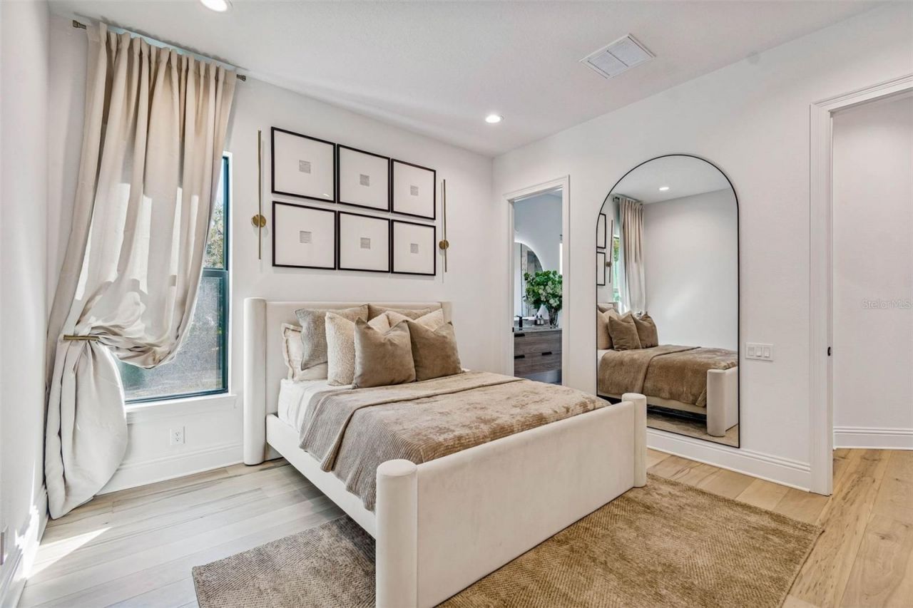 17720 Royal Eagle Lane, Lutz, FL 33549 Photo