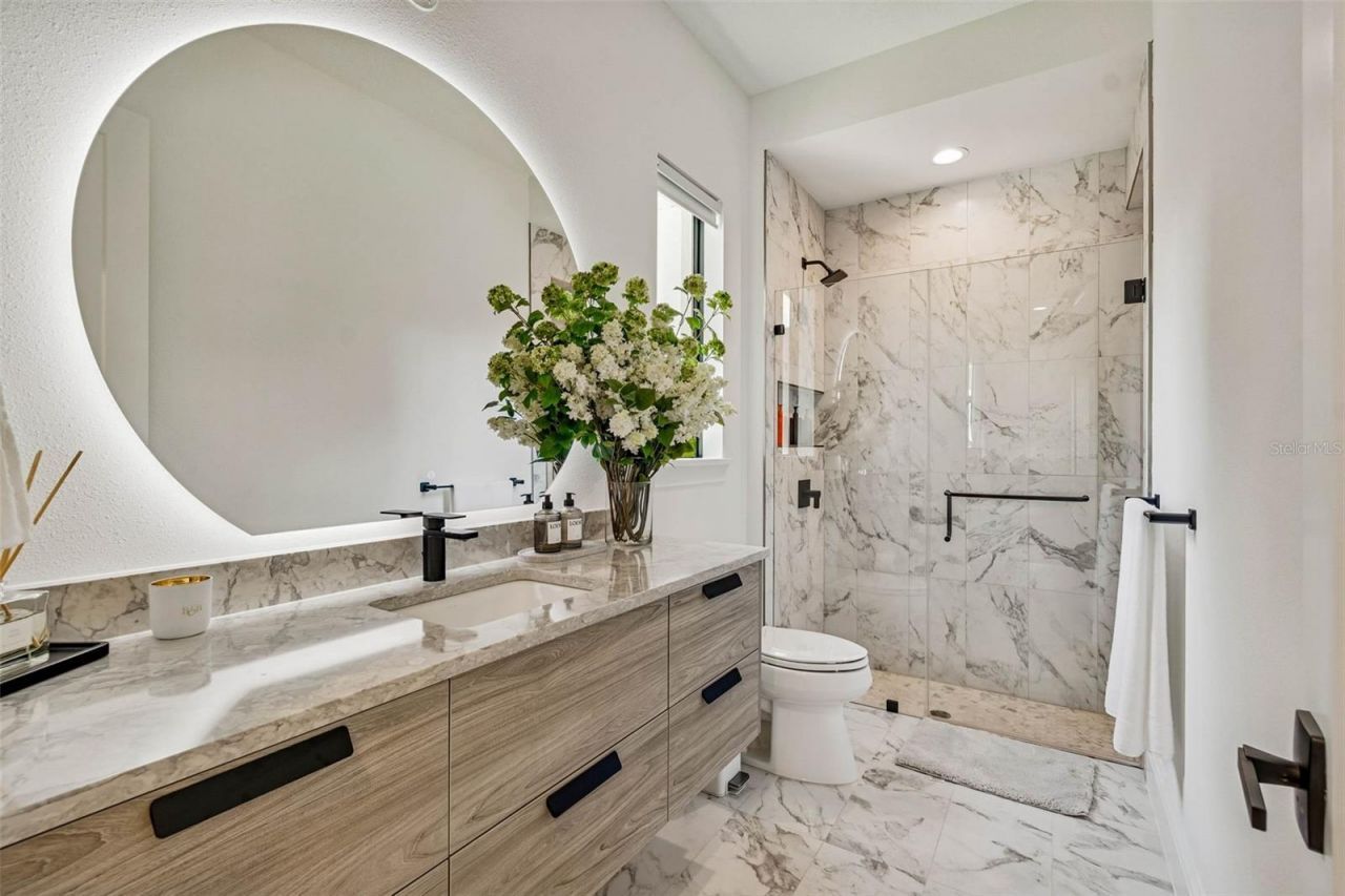 17720 Royal Eagle Lane, Lutz, FL 33549 Photo