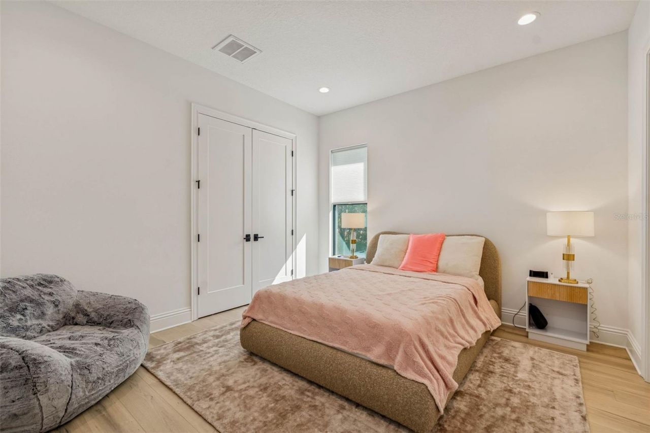 17720 Royal Eagle Lane, Lutz, FL 33549 Photo