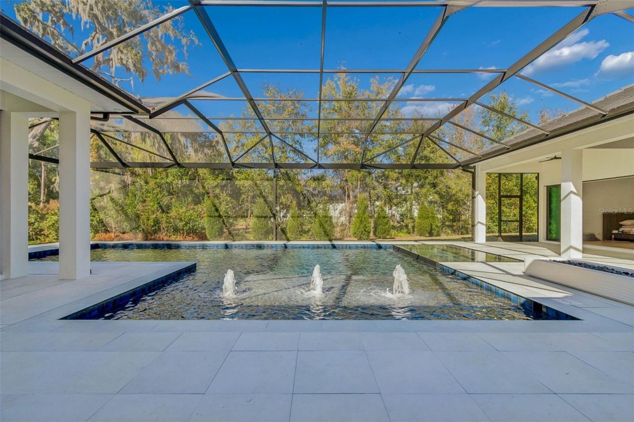 17720 Royal Eagle Lane, Lutz, FL 33549 Photo