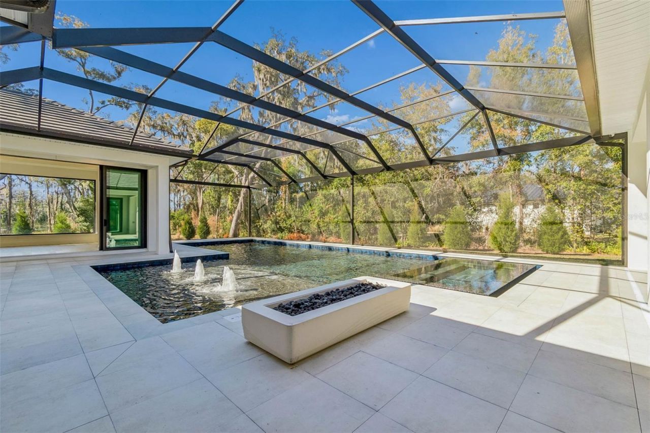 17720 Royal Eagle Lane, Lutz, FL 33549 Photo