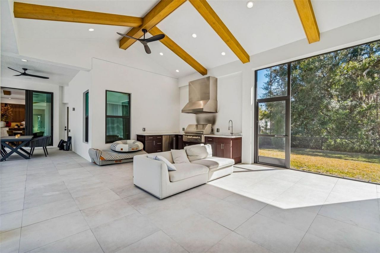 17720 Royal Eagle Lane, Lutz, FL 33549 Photo