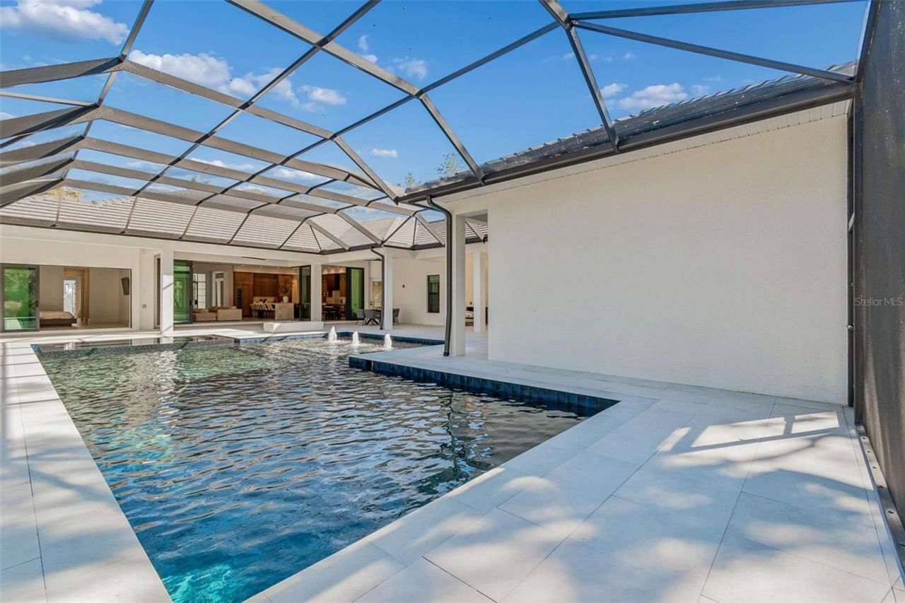 17720 Royal Eagle Lane, Lutz, FL 33549 Photo